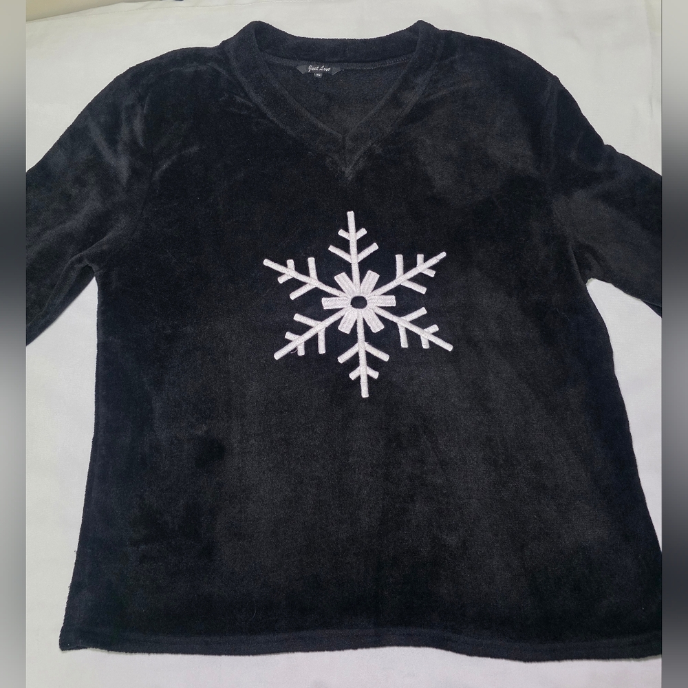 Just Love Snowflake Soft Cuddly Pajama Top- Women's Size 2X